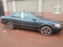 A picture of Toyota Camry 1999 model 4plugs Engine and gear highest grade