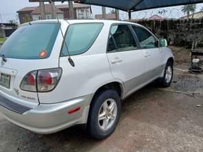 A picture of NEATLY USED LEXUS RX300 Absolutely nothing to fix First user