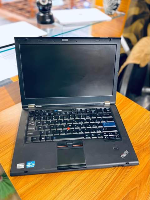 A picture of Lenovo Thinkpads