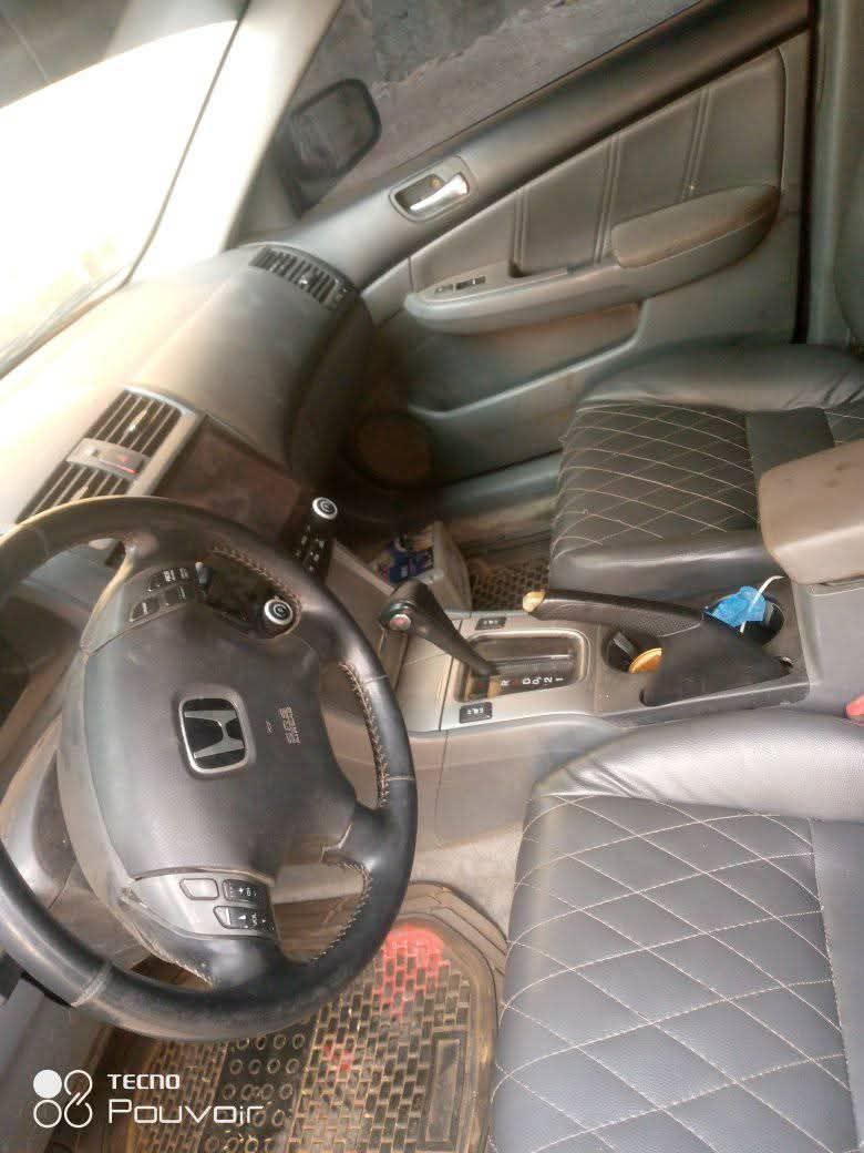 A picture of 2005 Honda eod