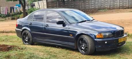 bmw 318i