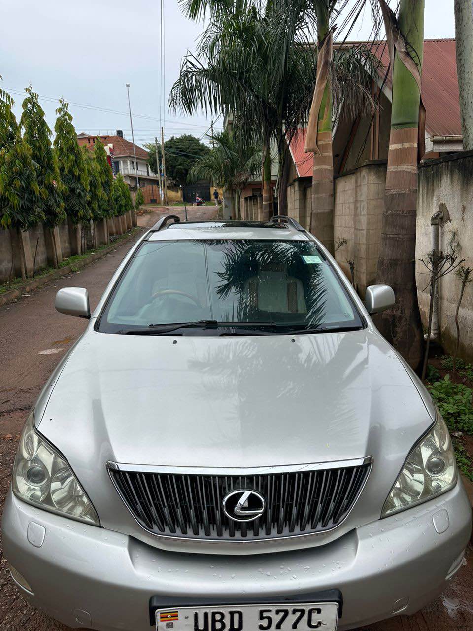 A picture of Toyota harrier 3.0 24m