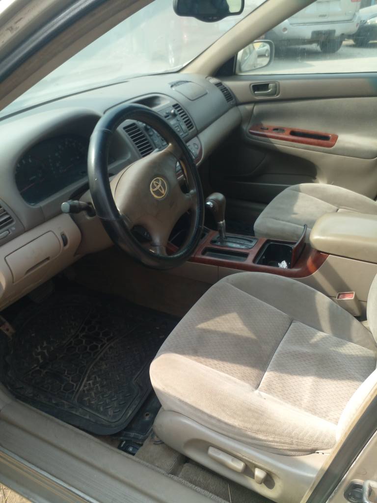 A picture of Registered Toyota Camry XLE 2004
