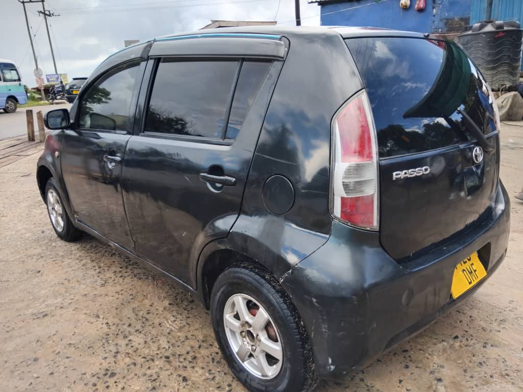 A picture of TOYOTA PASSO