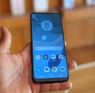 A picture of Motorola moto 5