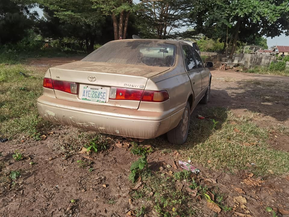 A picture of Toyota pencil camry 08168664451