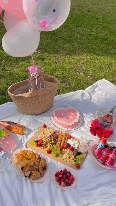 A picture of Picnic dates