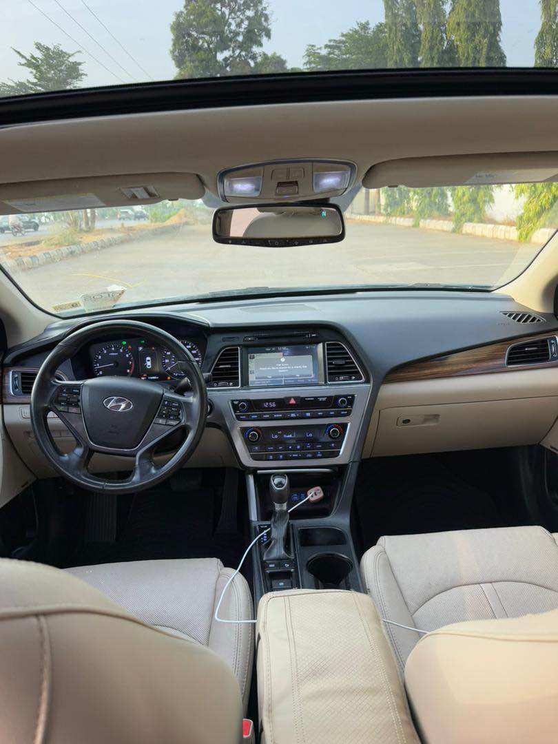 A picture of Foreign uesd Hyundai sonata 2017 Model 15 5M