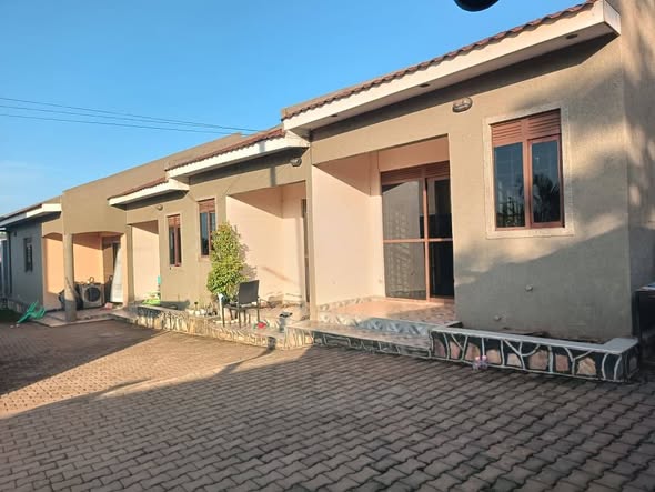 A picture of Kira Nsasa beautiful 5Rental units 185M Reduced