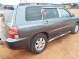 A picture of Toyota Highlander 2003 Engine shortage of oil 1 550k 09067100690