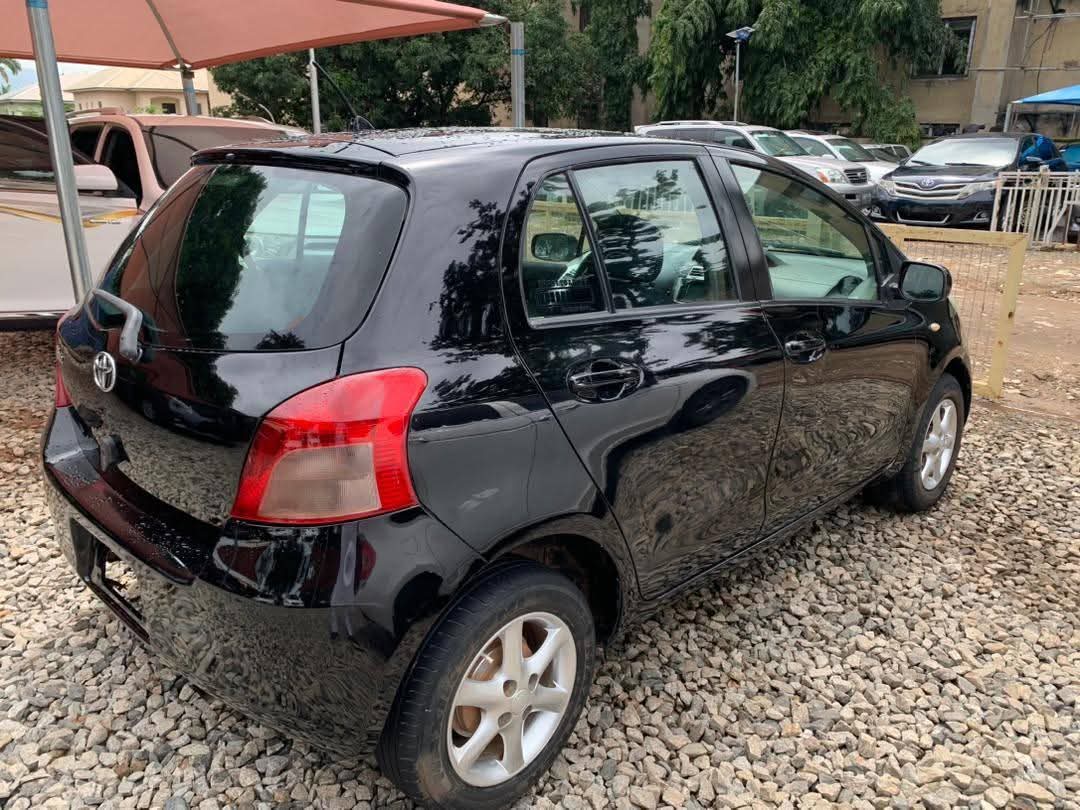 A picture of 2007 Toyota yaris