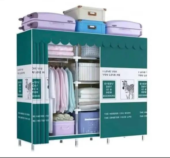 A picture of Strong portable wardrobe