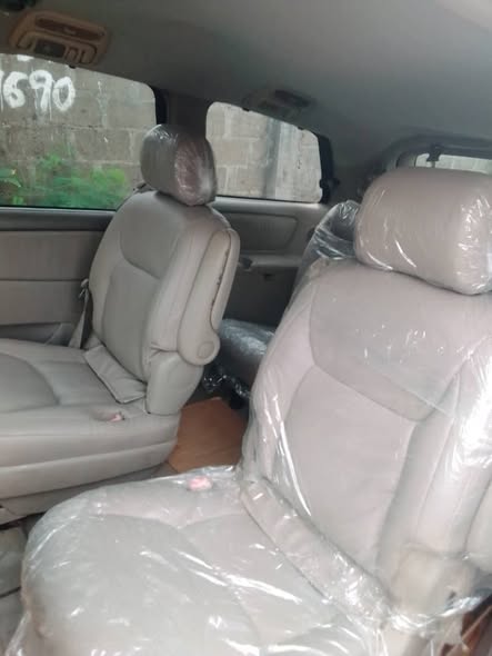 A picture of Registered Toyota Sienna 2006 model