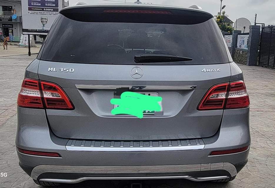 A picture of 2015 model ML 350