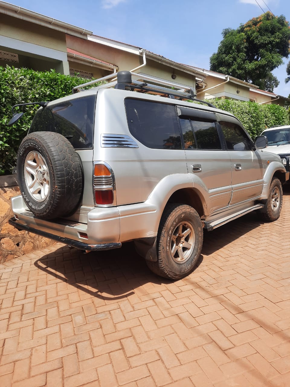 A picture of Toyota Land Cruiser Prado