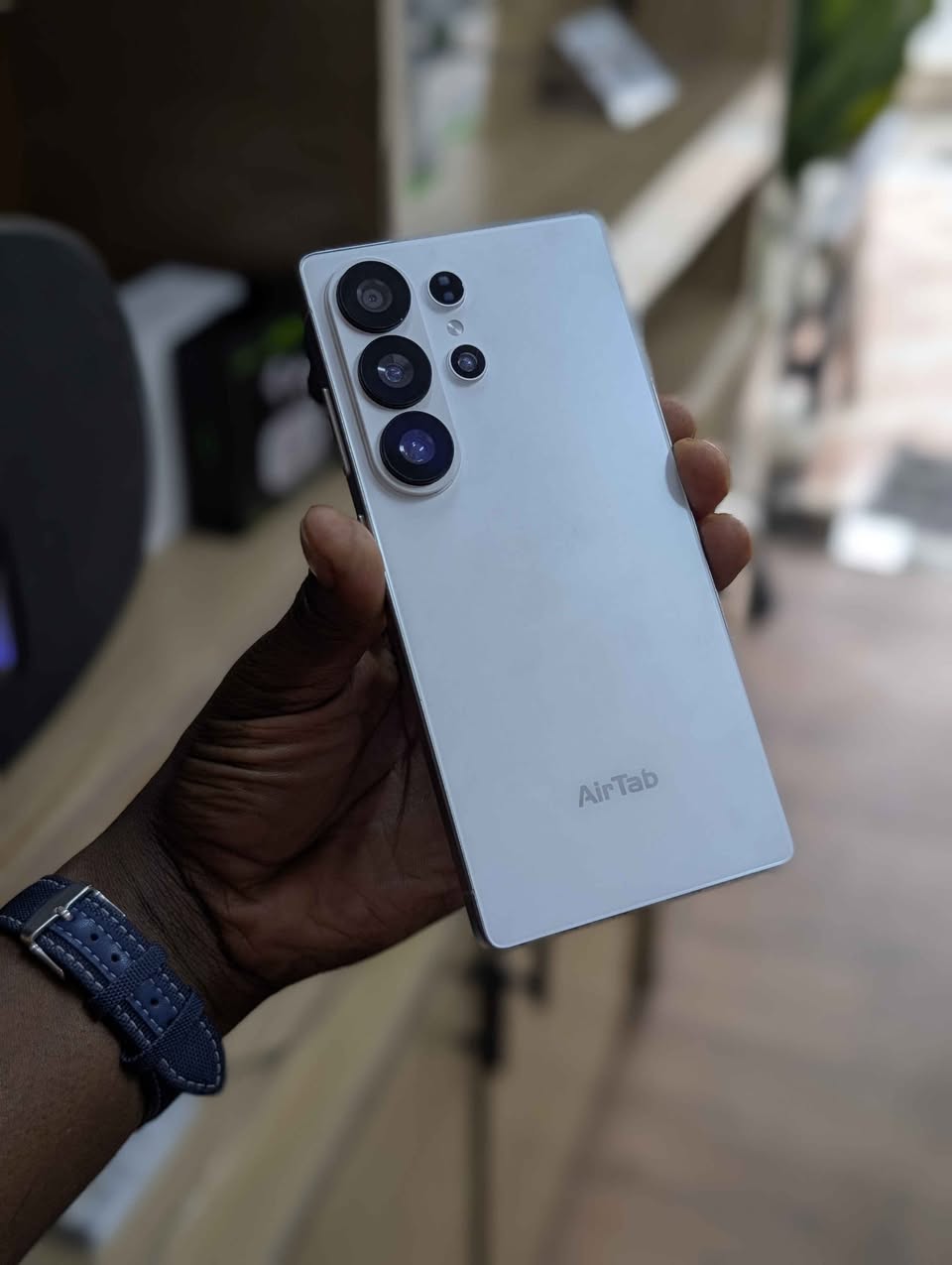 A picture of SUMSUNG S26 AIR TAB