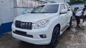 A picture of 2014 Toyota Land Cruiser Prado 6months Nigeria use 4cynlinders with