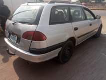A picture of Toyota Avensis 2002 model for sale Clean body and interior