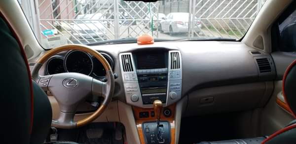 A picture of 2008 model Lexus RX 350 Pure first body First Registration