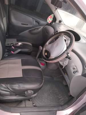 A picture of Toyota vitz piston4