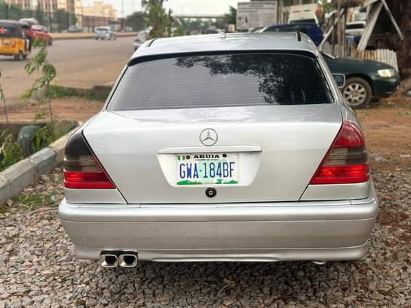 A picture of Belgium standard C230 kompressor Going for 2 8ml Kaduna everything