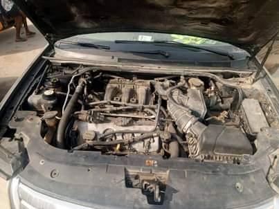 A picture of Ford Taurus