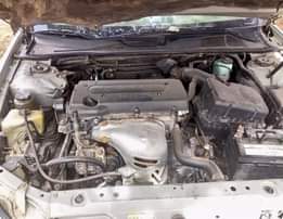 A picture of Toyota Camry Big Daddy 2005 model V4 Engine and gear