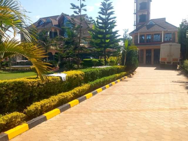 mansion