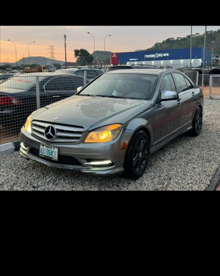 A picture of C300 2008