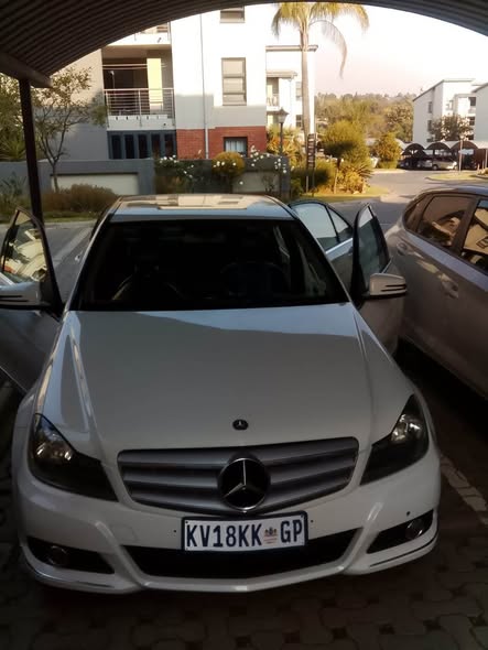 mercedes benz c180