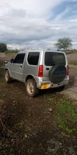 A picture of Suzuki Jimny for sell or exchange with pick up