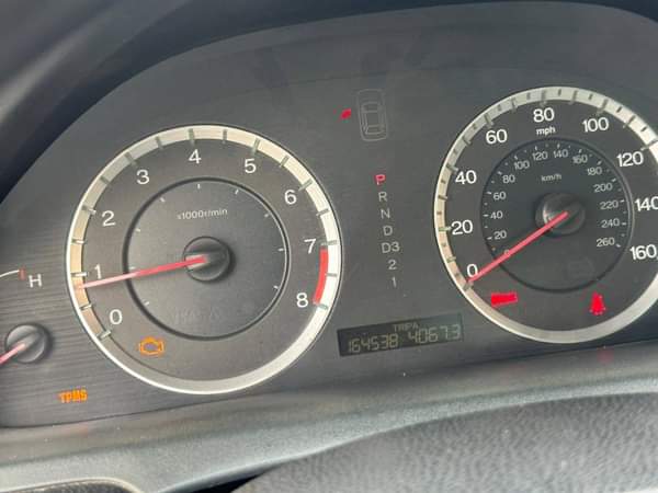 A picture of QUICK SALE SARI SARI SARI SARI EXTREMELY CLEAN USED HONDA