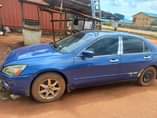 A picture of Honda Accord 04