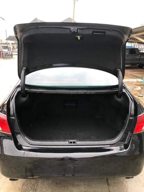A picture of BELGIUM GRADE LEXUS ES350 MODEL 2009 Silent Engine Good gear
