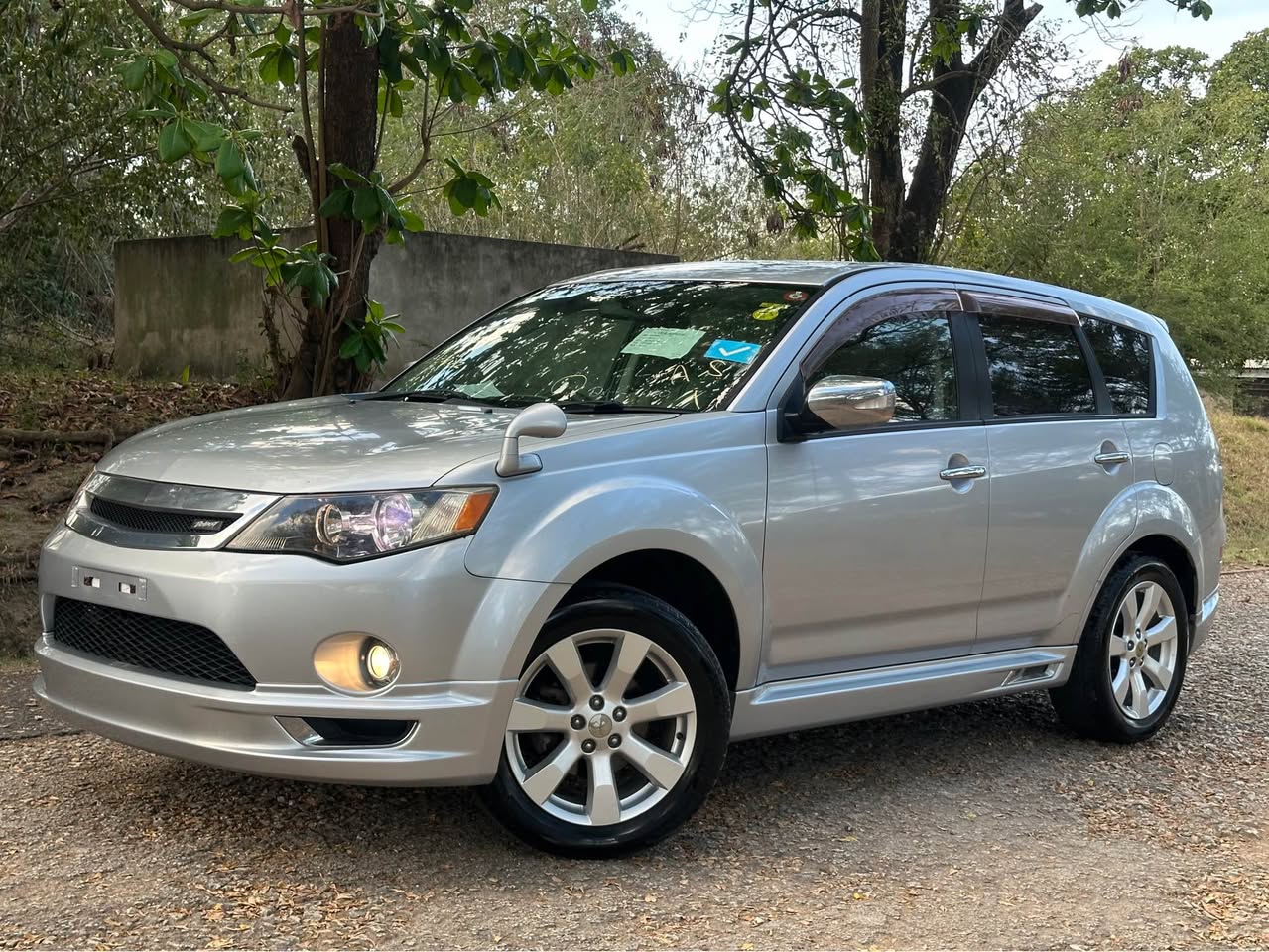A picture of Outlander roadest