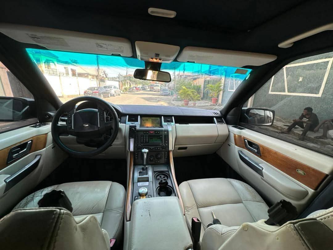A picture of Range Rover