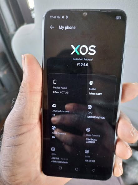 A picture of Infinix hot30i