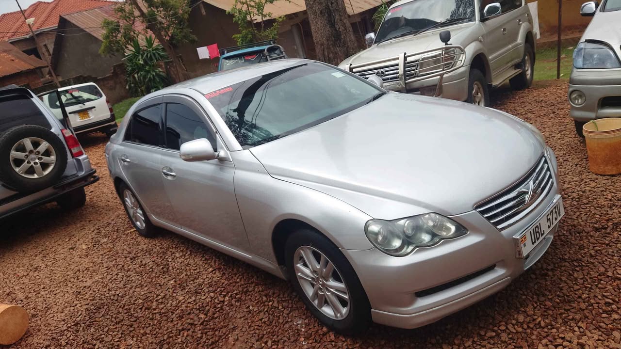 A picture of Toyota MarkX