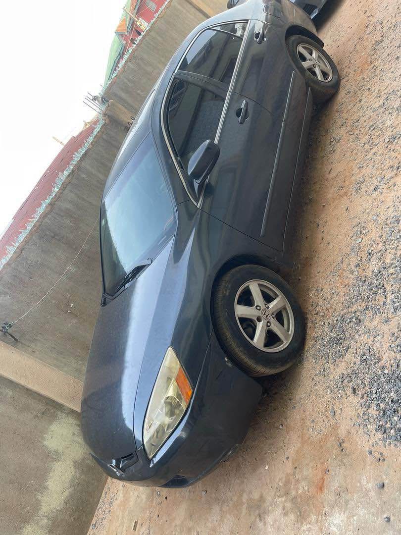 A picture of 2005 Honda Accord