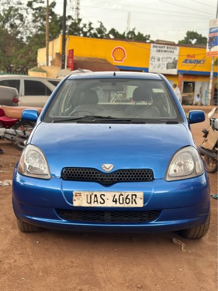 A picture of Vitz 7 5m