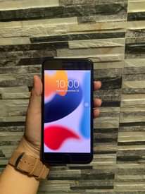 A picture of Nauza iPhone 7 Plus gb 128