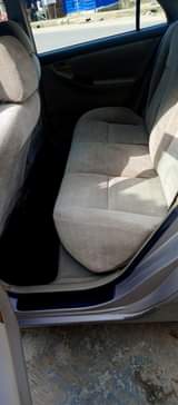 A picture of Toyota Corolla 2004 5