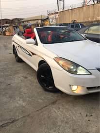 A picture of Toyota 2007 convertible