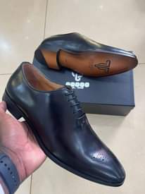 A picture of Men s shoes