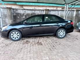 A picture of 2010 Toyota camry