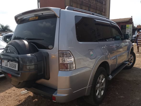 A picture of Pajero Mitsubishi GDI Model 2016 Petrol Engine 0787181703 0704482571 Whatsapp