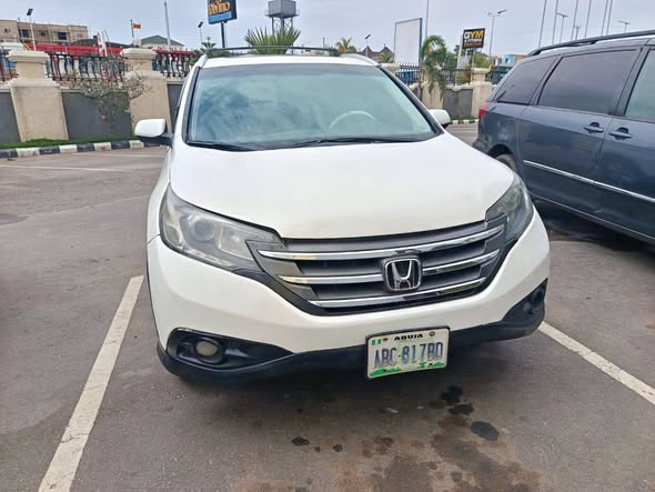 A picture of Honda CRV 2013