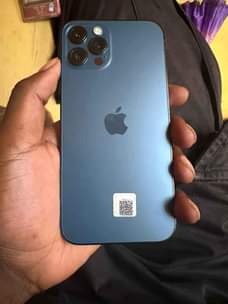 A picture of Iphone 12pro 128gb good as new