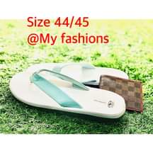 A picture of Mens sandals
