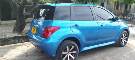 A picture of ToYoTa IST KaLiii Mnooo